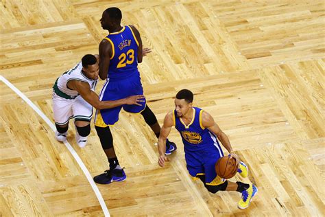 Pick and roll .